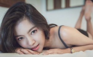 Esenyurt Escort Bayan Cemre temsili görsel